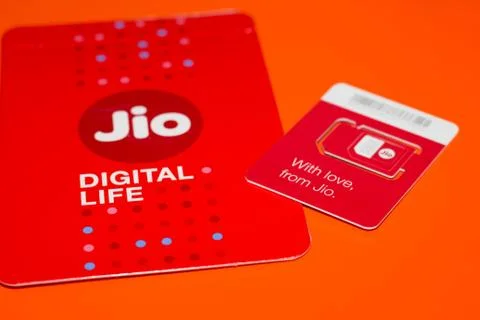 Jio SIM With Every JioFi or 4G Smartphone Background for text Foto stock