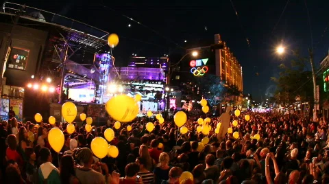 Jm1038-Crowd Of Balloons Vídeos de archivo 752115