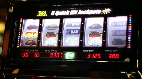 Jm1060 Slot machine gambling spinning Stock Footage