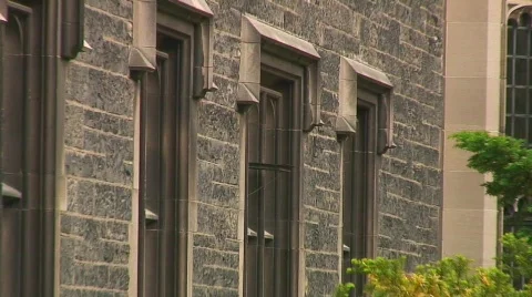 Jm786-Courtyard Windows Vídeos de archivo 447578