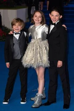  Joel Dawson, Pixie Davies and Nathanael Saleh attends the Mary Poppins Re... Stock Photos