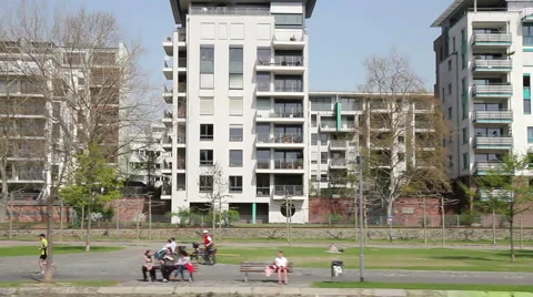 Jogger at riverside Video stock 2975573