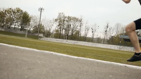 Jogger at the Stadium 動画素材 75721262
