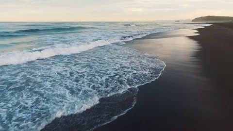 Jogging on the beach with an empty camera stabilizer. without people Stock Footage 72747972