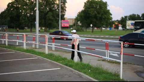 Jogging man Stock Footage 7762592