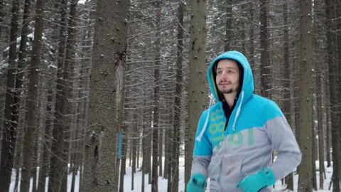 Jogging in the winter park Stock Footage 88177795