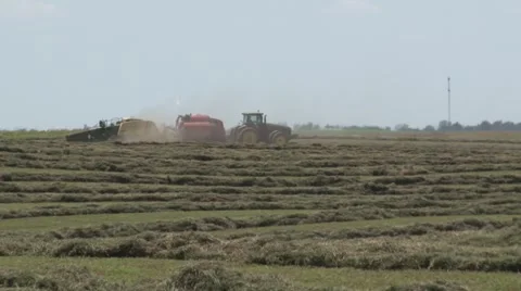John Deere Tractor Bailing Long Pan Right Stock Footage 40452511
