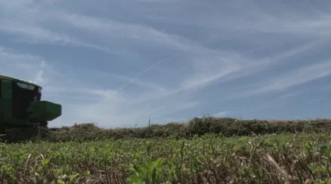 John Deere Tractor Bailing Moving Right Stock Footage 40453127