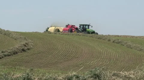 John Deere Tractor Bailing Pan Stock Footage 40455950