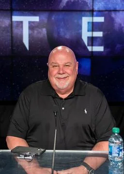 John Honeycutt, Space Launch System program manager, participates in a prel.. 스톡 사진
