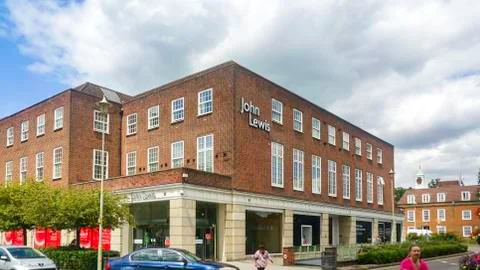 John Lewis store elevation in welwyn garden city town center Stock-Fotos