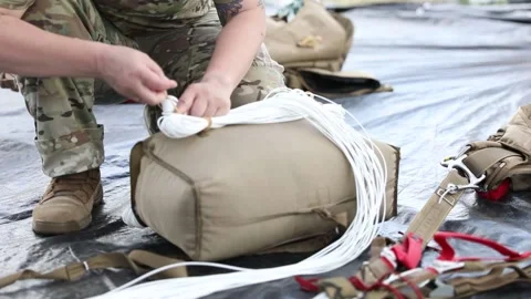 Joint Parachute Operations Mishap Preventative Orientation Course Enhanced 스톡 동영상 276528981