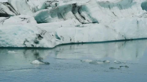 Jokulsarlon Tracking Tiny Icebergs Stock Footage 191095553
