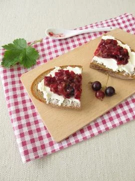 Jostaberry jam for breakfast Foto stock
