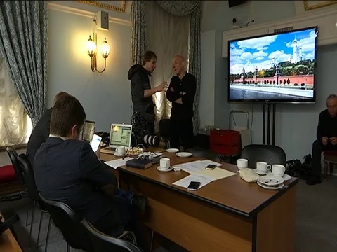 Journalists working Stock Footage 77001611