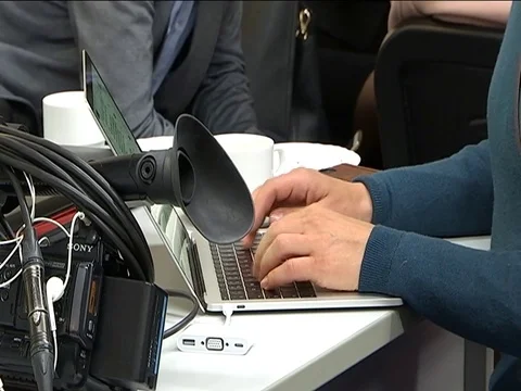 Journalists working Stock Footage 77001658