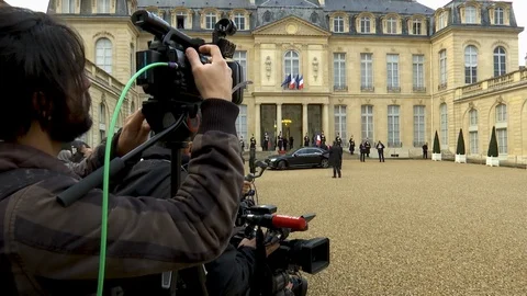 Journalists in the yard the Elysee Palace Stock Footage 99137099