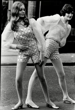 Joy Walsh And Clare Fersen Models In Dior Spring Fashions 1968. Stock Photos