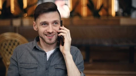 Joyfull Conversation on the Smartphone 動画素材 103745293