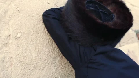 Judea in praying Video stock 59611584