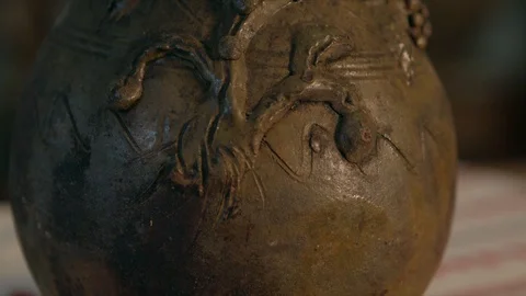 Jug of clay Видео 94724126