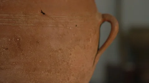 Jug of clay Видео 94724195