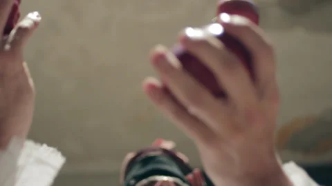 Juggling apples Stock Footage 277264078