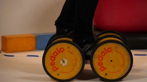 Juggling Video stock 184526125