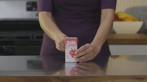 Juice Box Vídeo Stock 105330542