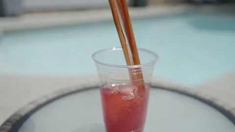 Juicepour Video stock 159439195