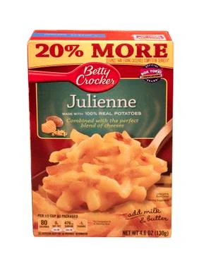 Julienne potatoes 库存照片