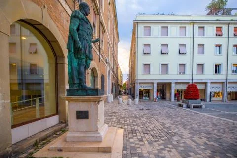 Julius Caesar statue in Rimini Foto stock
