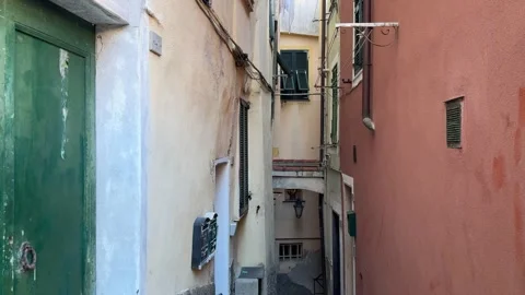 July 15, 2026 - Cinque Terre, Italy - Colorful coastal town overlooking sea 库存影片 338147783