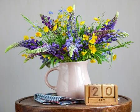 July 20th. the date of a festive event, a summer day, or a new beginning. a.. Stockfoto's