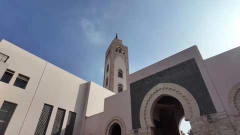 July 24, 2024 :  The Souk El Had Mosque a Spiritual Landmark in Agadir Vídeo Stock 280831932