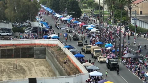 July 4th Independence Day Parade in Huntington Beach California Stockbeeldmateriaal 339240972