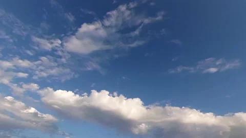 July Sky Timelapse Stockbeeldmateriaal 215072576