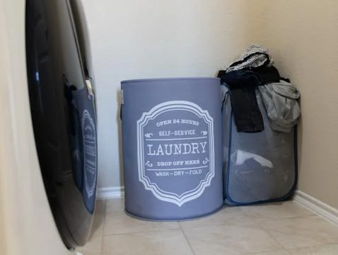 Jumbo Hamper laundry hamper or basket with high vol Foto stock