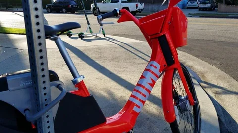 Jump Bicycle Stockbeeldmateriaal 99056406