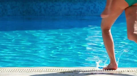 Jump in pool Video stock 11481033