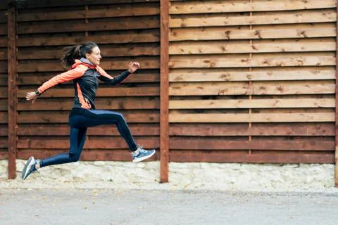 .jump runner Stock Photos