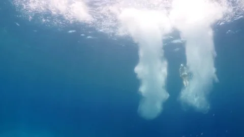 Jumping in to the sea Video stock 72289622