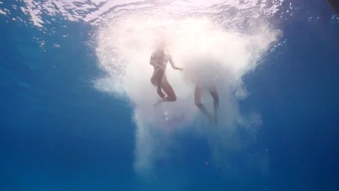 Jumping in to the sea Video stock 72290377