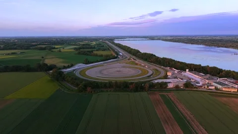 June 15, 2026. Germany, Aschheim. Luftaufnahme zeigt die vier Kilometer lange 動画素材 340891701