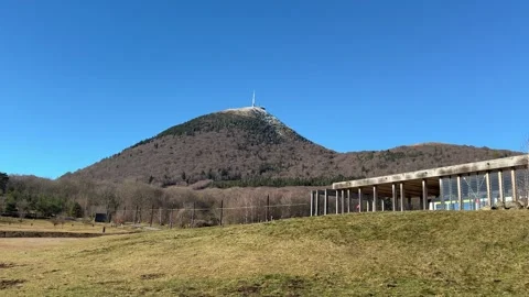 June 7, 2026 - Clermont-Ferrand, France - Train station for Puy de Dôme summit 库存影片 338147033