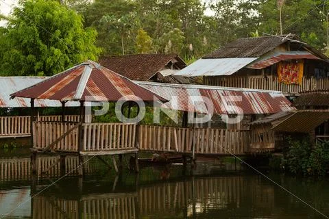 Jungle Lodge Deep Into The Amazon Side Of Ecuador Simple Construction Made Out Stock Photos