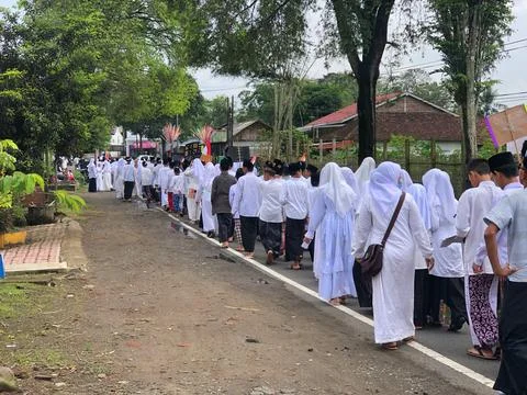 Junior High School students take part in the National Santri Day parade Stock Photos