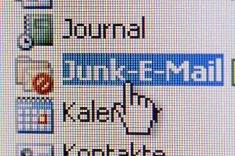 Junk E-Mail Junk E-Mail Copyright: xZoonar.com/BerndxLeitnerx 2011668  Stock Photos