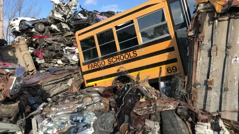 Junkyard School Bus Vídeo Stock 101196830