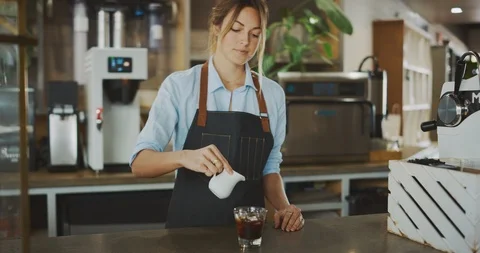 Just add milk Vidéo 104525122